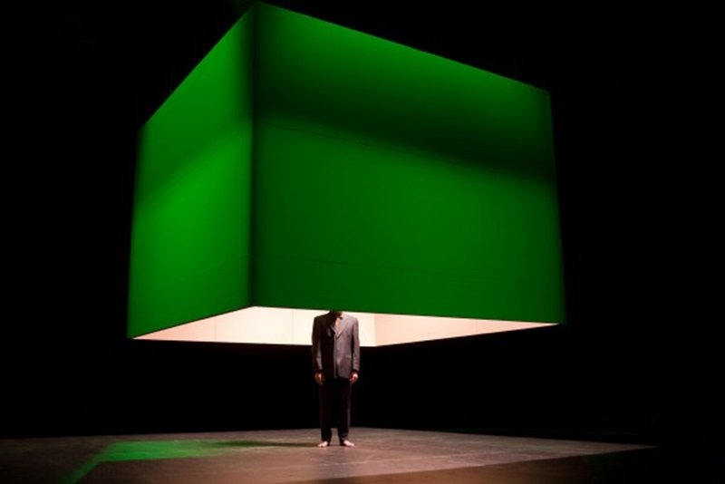 „Glassed”, performens Yanna Marussicha