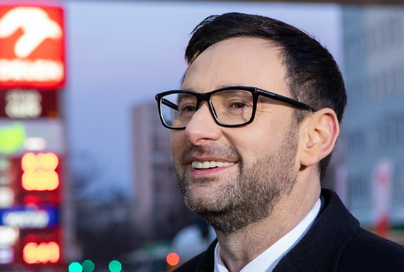 Borys Budka pokazał ceny paliw w mieście Obajtka. "Macie rozmach"