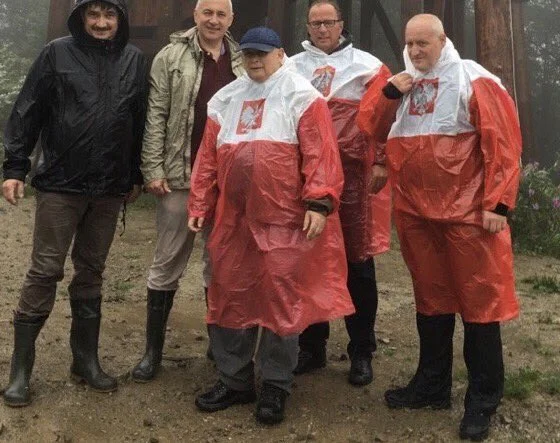 Jarosław Kaczyński na urlopie. Na Twitterze zamieszczono zdjęcia
