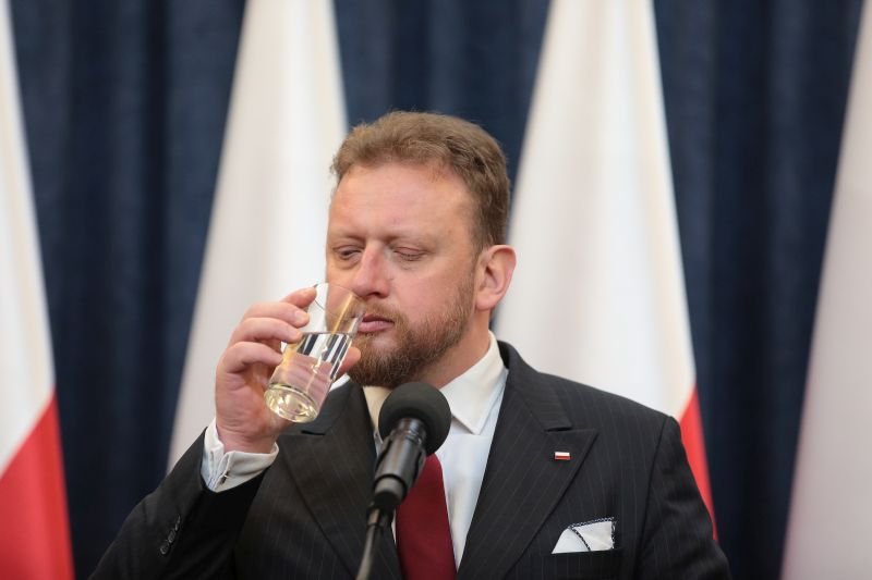 Rząd PiS z ministrem zdrowia Łukaszem Szumowskim zapewnia, że Polska jest gotowa na epidemię. Szpitale ujawniają prawdę.