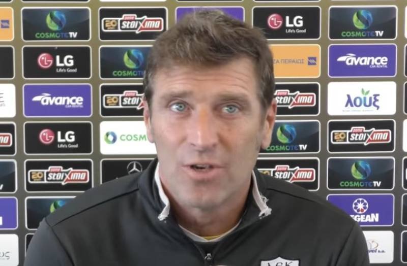 Massimo Carrera następcą Brzęczka.