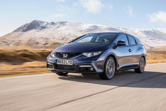 Honda Civic Tourer stanowi połączenie dynamicznego i nowoczesnego wyglądu z wysoką funkcjonalnością.