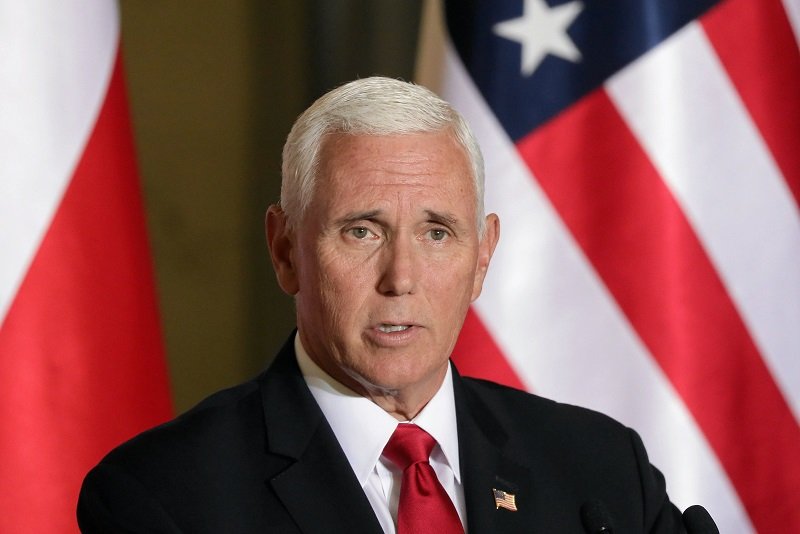 Mike Pence dziękował Andrzejowi Dudzie za wzmocnienie praworządności w Polsce.