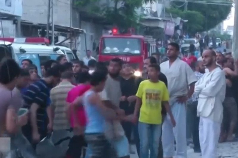 Zginęło już ponad 100 osób.