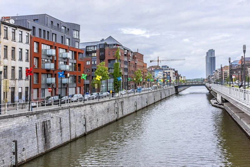 Molenbeek na pierwszy rzut oka trudno podejrzewać o to, że jest to "raj terrorystów".