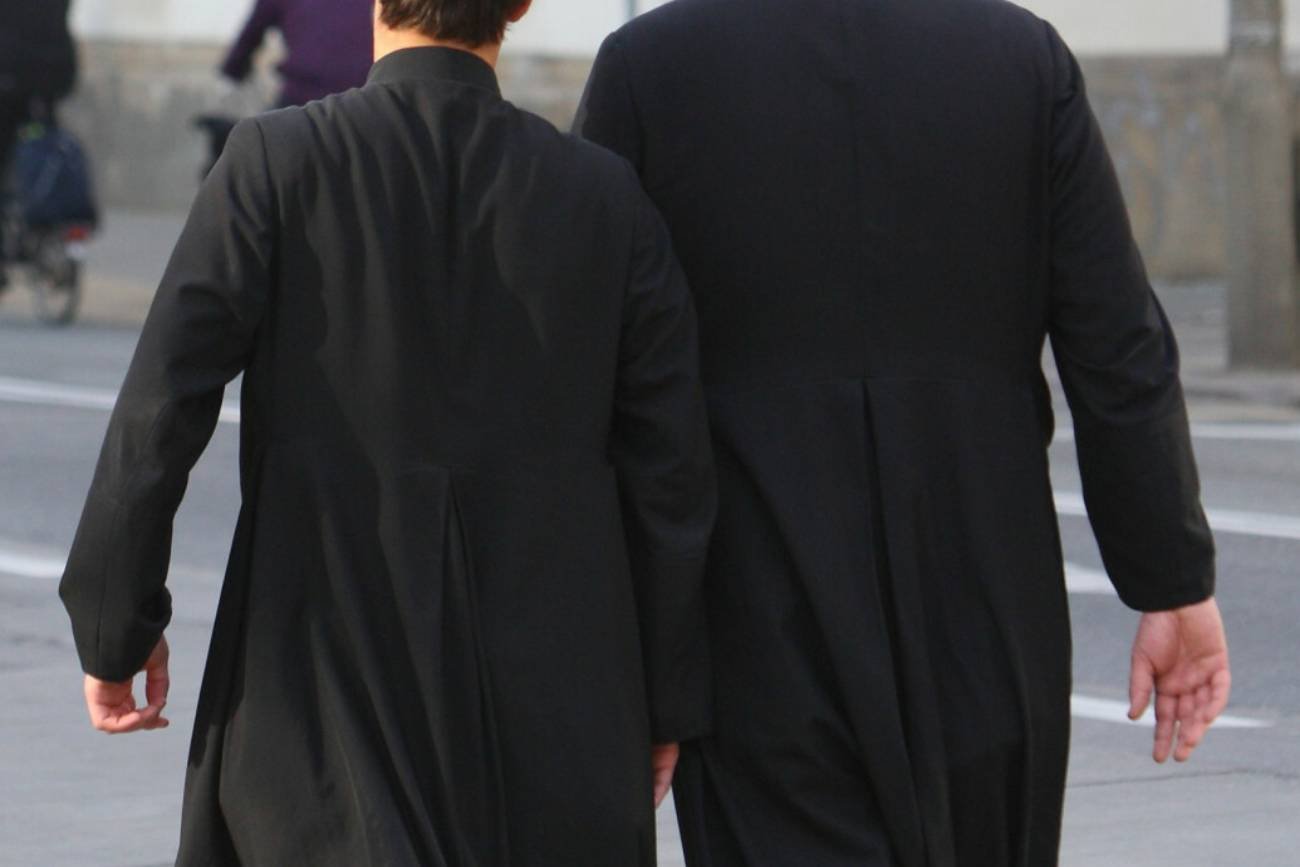 Wikary skazany za robienie nagich zdjęć z ukrycia