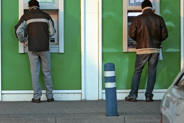 Jeśli klienci zignorują złożenie oświadczenia ich konta zostaną zablokowane.