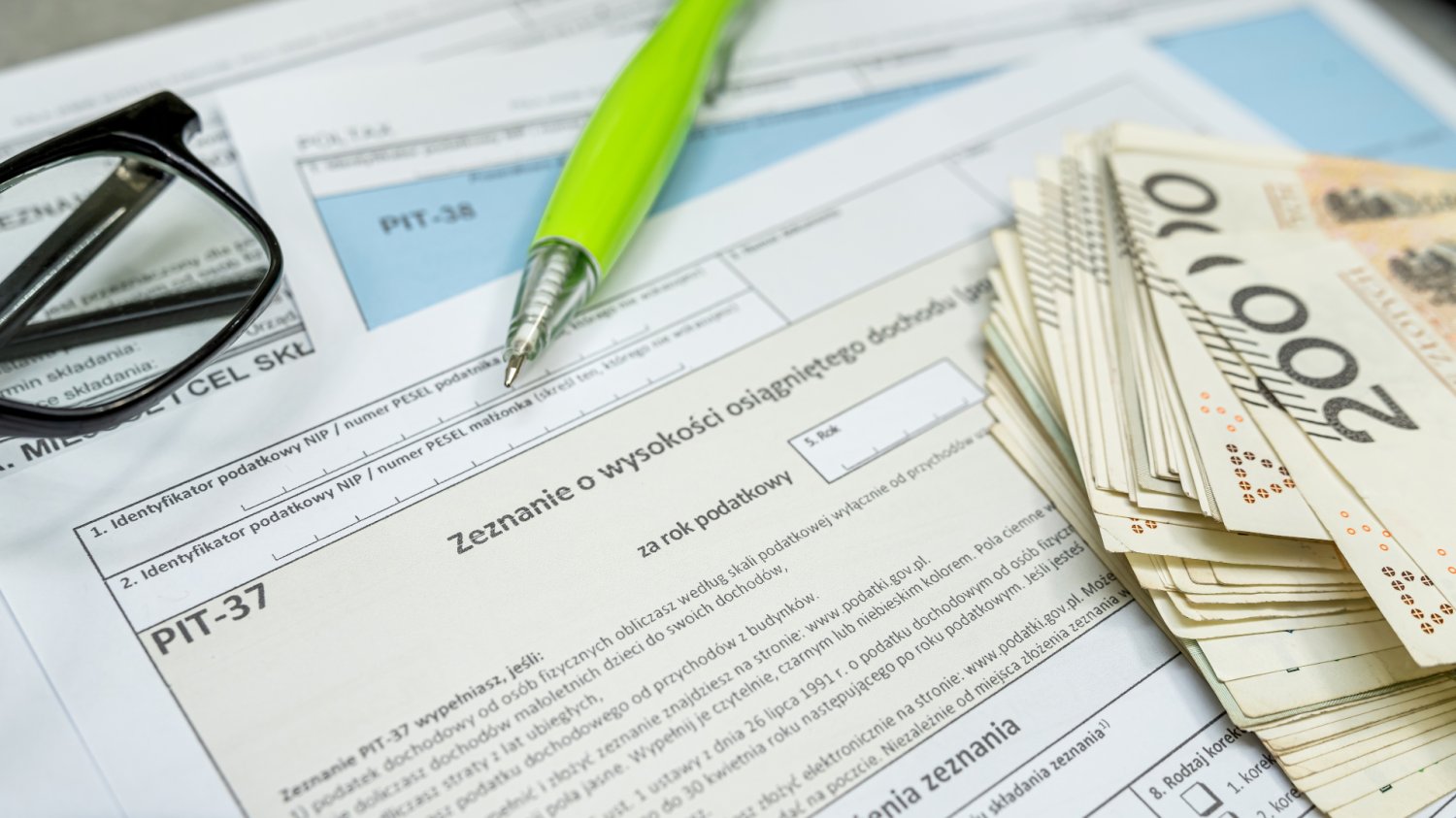 Ulgi podatkowe w 2025 roku. Można odliczyć składki na rzecz związków zawodowych Składki na rzecz związków zawodowych można odliczyć jako ulgę. To maksymalnie 840 zł
