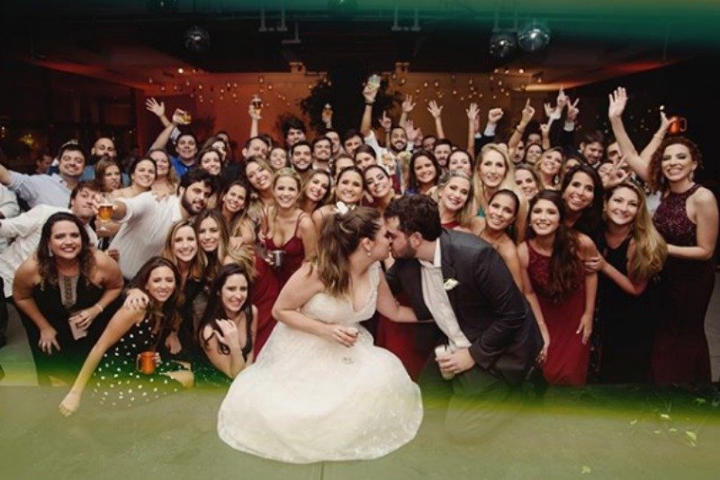 Kogo zabrać ze sobą na imprezę weselną?