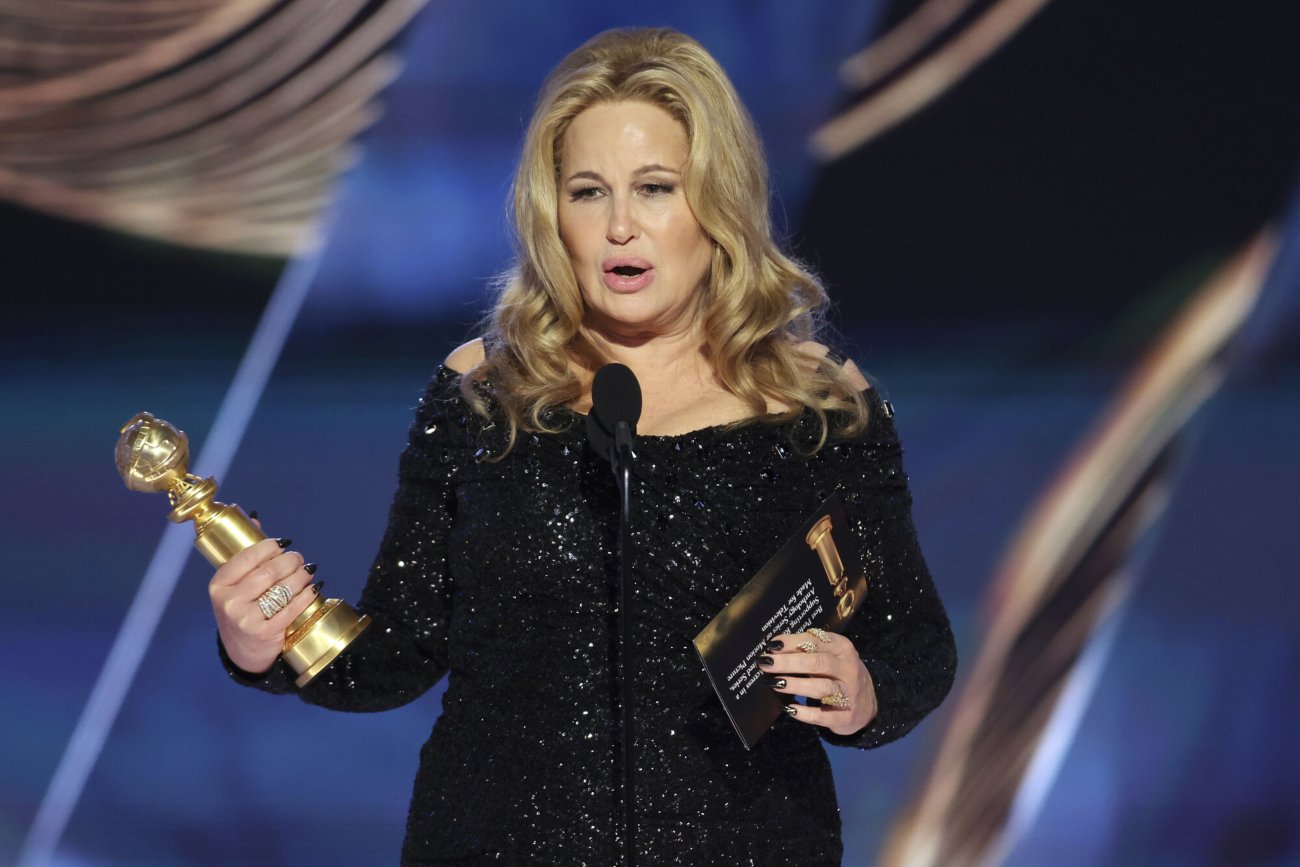 Jennifer Coolidge zaspoilerowała widzom Złotych Globów finał serialu "Biały Lotos".