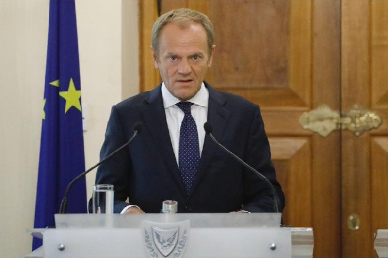 Donald Tusk skrytykował atak Turcji na Syrię.