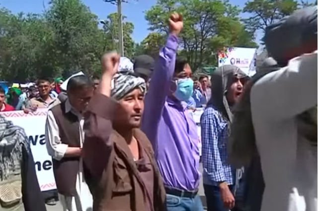 Demonstranci w Kabulu domagali się podłączenia prądu. Wtedy nastąpił wybuch.