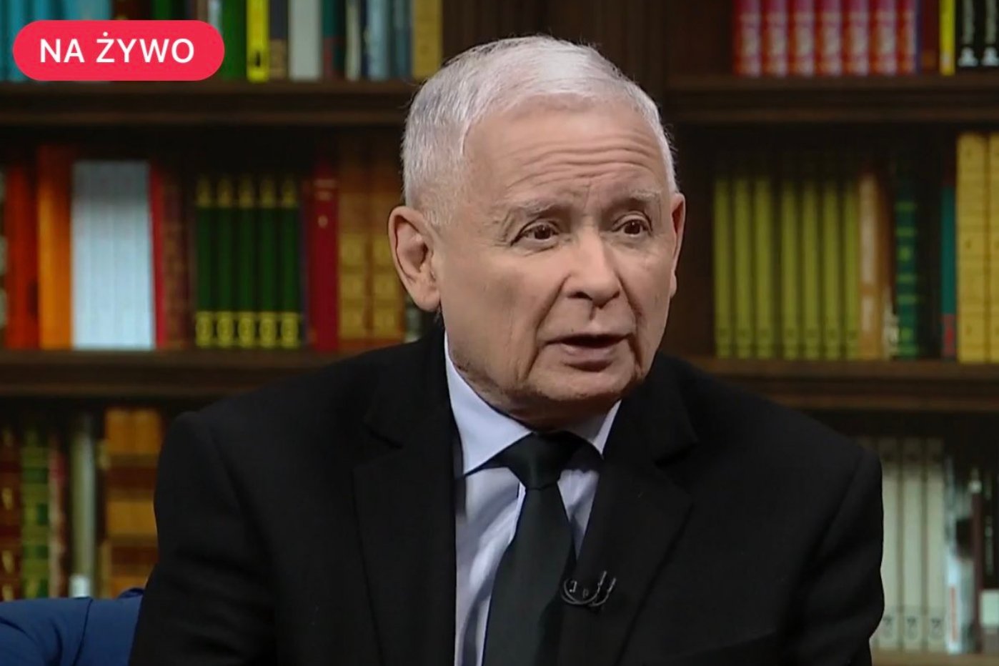 Jarosław Kaczyński w studiu TVP.