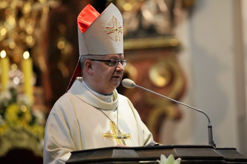 Biskup opolski Andrzej Czaja w liście do wiernych ujawnia, ile dotąd wykryto przypadków księży-pedofilów.