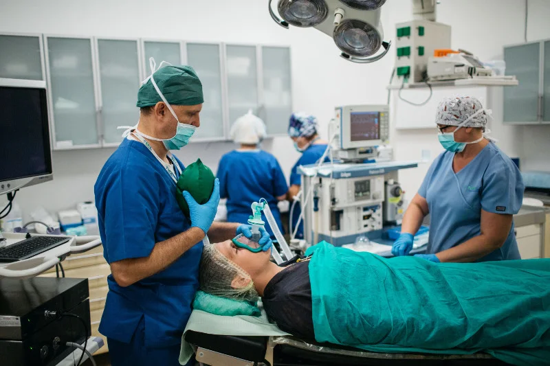 Operacja zatok nie jest taka straszna, jak się niektóry może wydawać. Efekty, które odczuwa chory są spektakularne.
