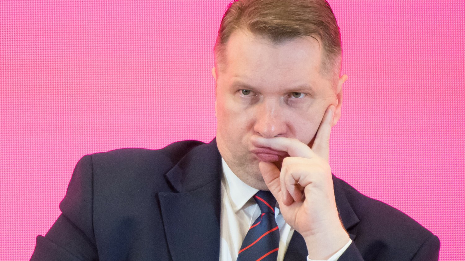 Morawiecki ostro odpowiedział Przemysławowi Czarnkowi ws. kandydata PiS w wyborach prezydenckich. Morawiecki krytycznie wypowiedział się o Czarnku ws. kandydata PiS w wyborach prezydenckich.