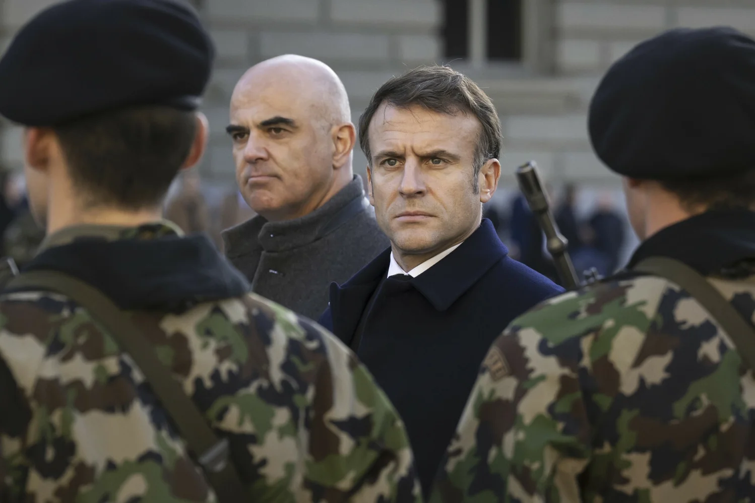 Rosyjski wywiad: "Francja wyśle żołnierzy swoich do Ukrainy".