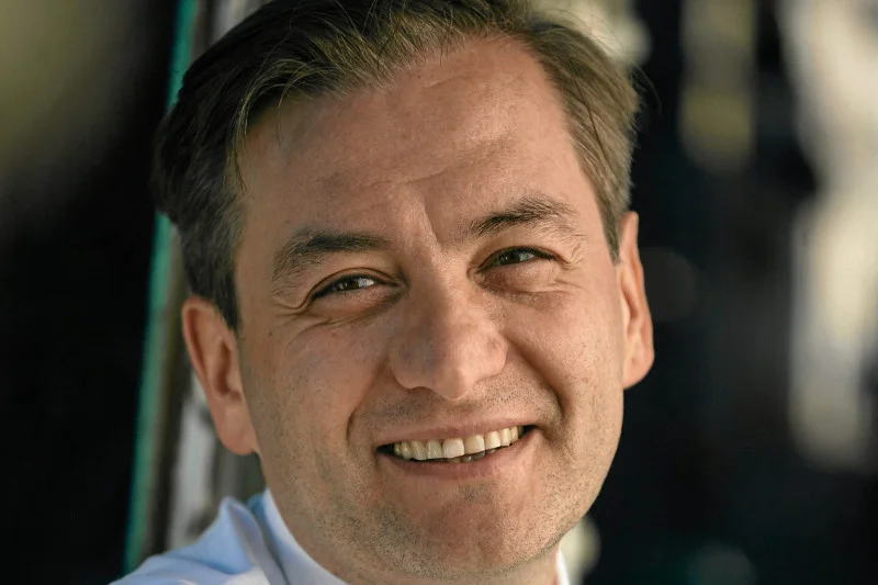 Przyjechał do Warszawy na weekend i ostro zamieszał. Biedronizm – to tęsknota za normalnością w polityce