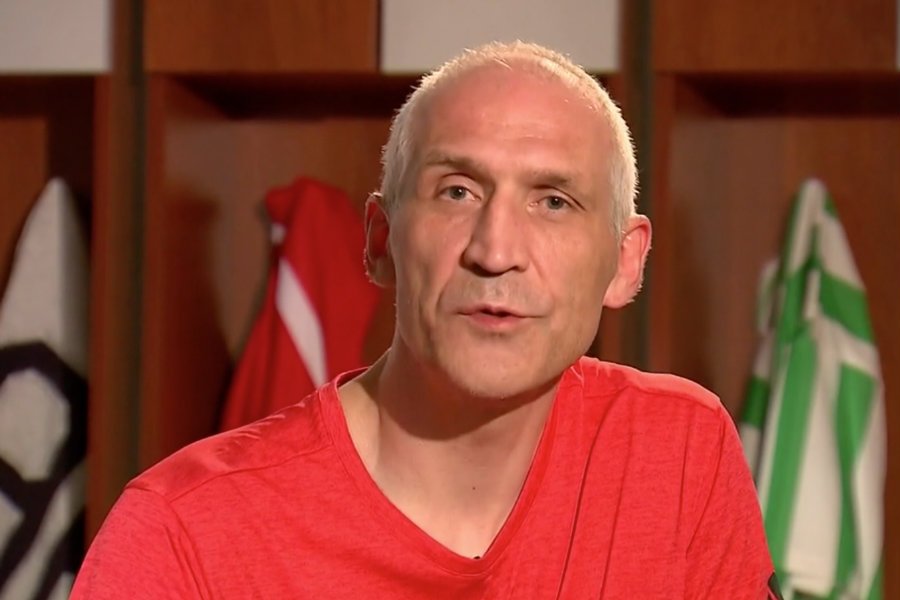 Maciej Szczęsny komentuje mecze w TVP Sport. Pokłócił się z Michałem Listkiewiczem na temat obrony rzutów karnych przez Akinfeeva.