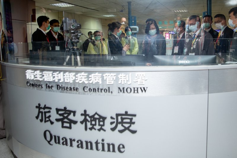 Na Tajwanie czy w Singapurze notuje się bardzo mało zakażeń. Dlaczego?