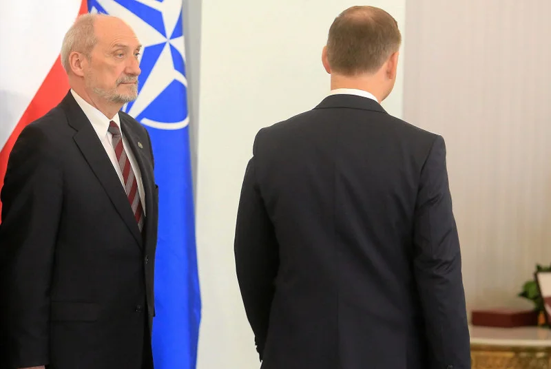 Drogi prezydenta Andrzeja Dudy i szefa MON Antoniego Macierewicza ostatecznie się rozchodzą ?