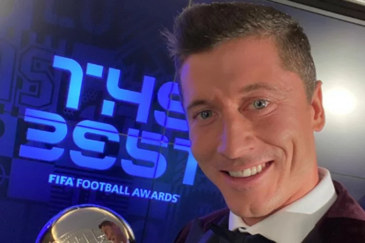 Lewandowski piłkarzem roku FIFA. Komentarz Peszki.