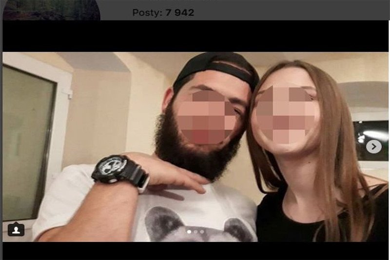 Internauci publikują tego rodzaju zdjęcia. Mają być dowodem bliskich relacji wolontariuszy z młodymi Polkami.