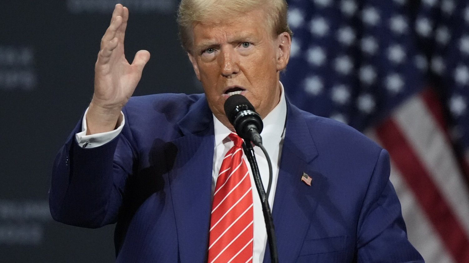 Trump uderza w imigrantów. Sięgnął znów po retorykę ws. jedzenia kotów.