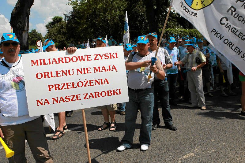 W środę 5 listopada związkowcy z Orlenu będą protestować pod KPRM. Nie pierwszy raz