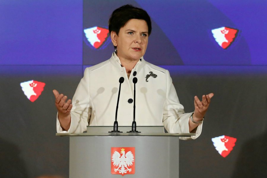 Beata Szydło ogłasza w 2016 r. powstanie Polskiej Fundacji Narodowej.
