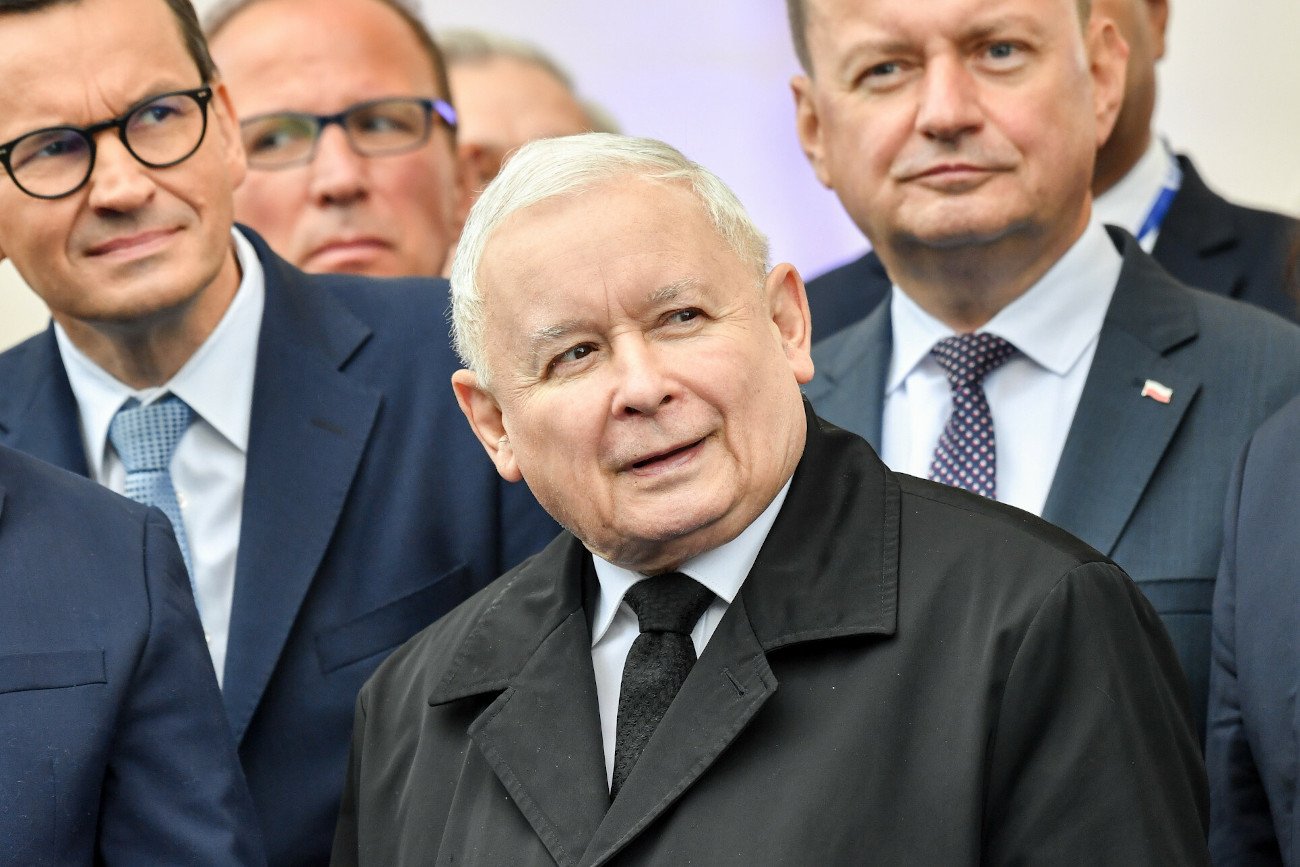 Projekt ustawy o tzw. abolicji dla samorządów ws. wyborów kopertowych oburzył społeczeństwo.