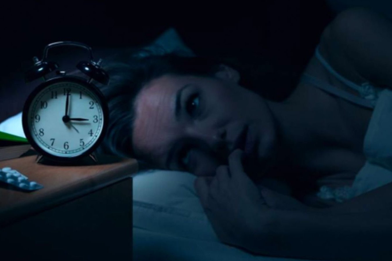 3 w nocy 3:33 godzina duchów godzina diabła dlaczego wyjasnienie