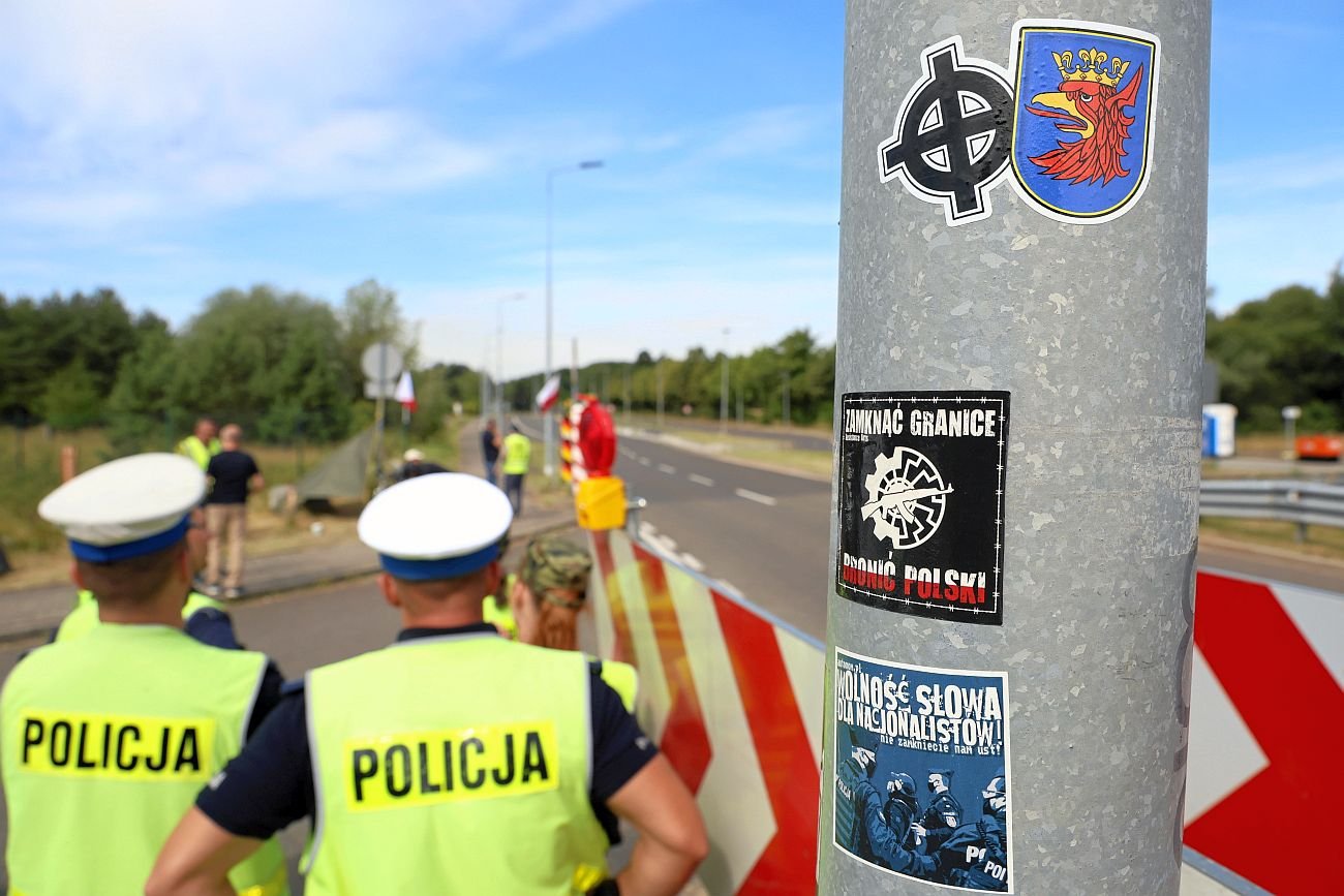 "Polska prawica szczuje w internecie na Niemcy" - zauważają niemieckie media "Polska prawica szczuje w internecie na Niemcy" - zauważają niemieckie media