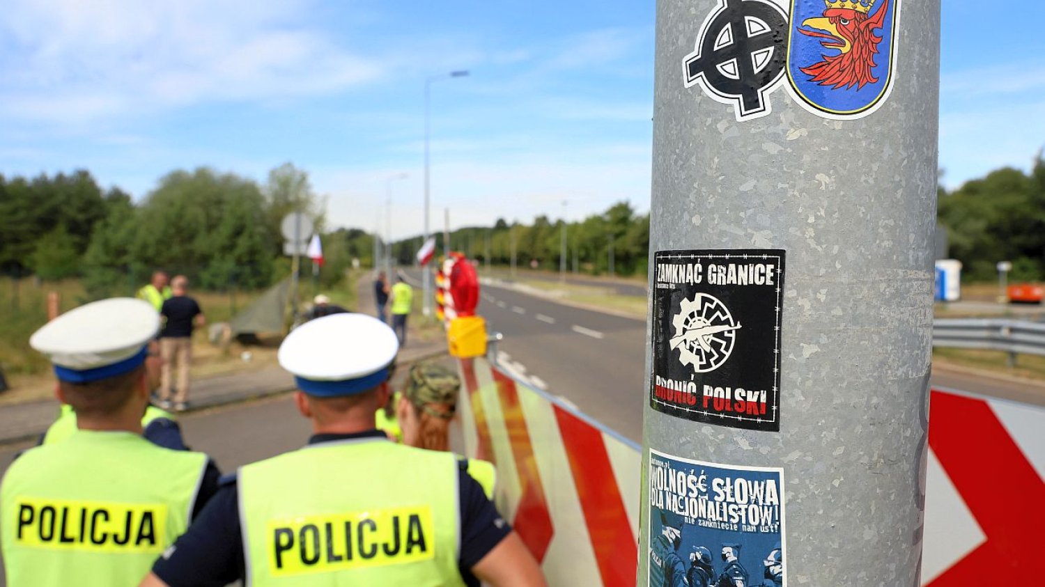 "Polska prawica szczuje w internecie na Niemcy" - zauważają niemieckie media "Polska prawica szczuje w internecie na Niemcy" - zauważają niemieckie media