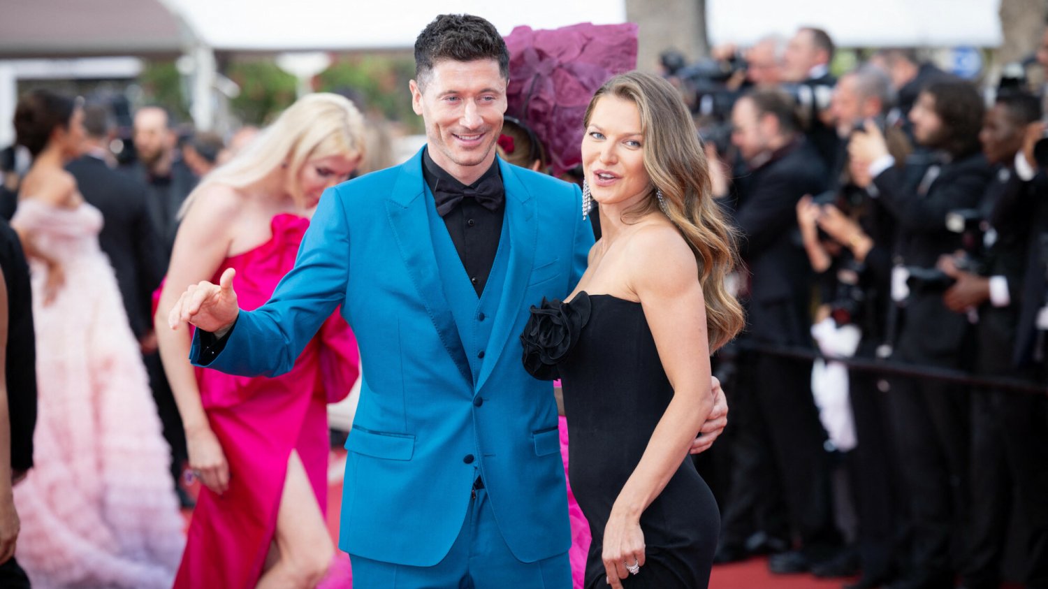 Robert i Anna Lewandowscy dla kibiców FC Barcelona wciąż są niezbyt dobrze znani. Ale zapewne szybko fani ich docenią