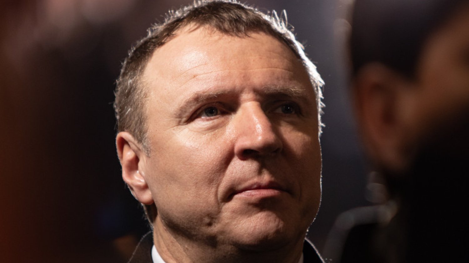W marcu został odwołany z funkcji szefa TVP, wrócił w kampanii Andrzeja Dudy. Na jego ślubie była cała śmietanka PiS. Jacek Kurski znów ma swoje pięć minut.