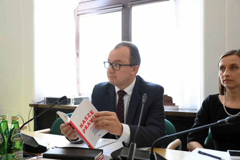 RPO zdawał relacje ze swojej działalności. Obrady Komisji Sprawiedliwości i Praw Człowieka przerwał Stanisław Piotrowicz.