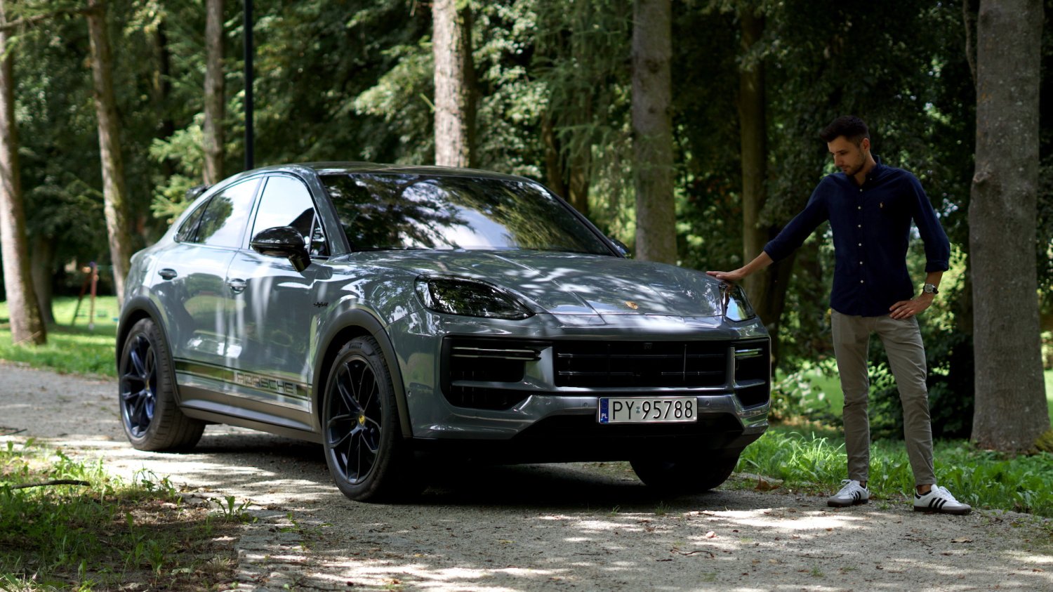 Porsche Cayenne Turbo E-Hybrid Coupé z pakietem GT