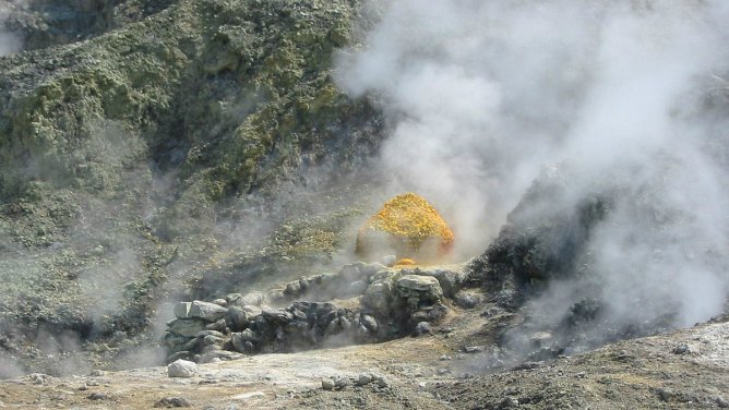 Trzęsienie ziemi i wybuch wulkanu w Europie?