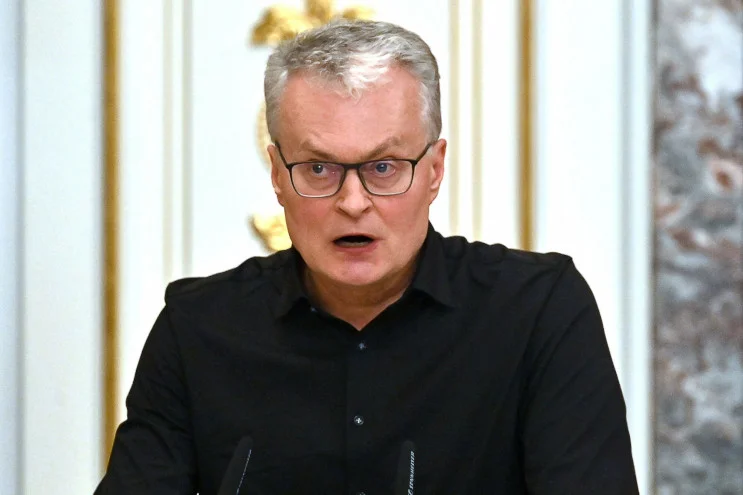 Prezydent Litwy Gitanas Nausėda apeluje o wzmocnienie wschodniej flanki NATO. "Batalion należy zastąpić jednostką wielkości brygady" – stwierdzono w komunikacie.