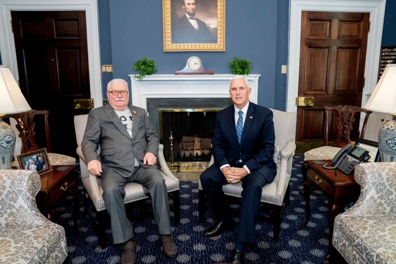 Lech Wałęsa spotkał się w USA z wiceprezydentem Mike'em Pencem.