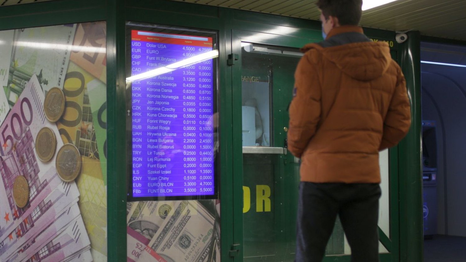 Złoty lekko osłabiony po wyborze Nawrockiego na prezydenta