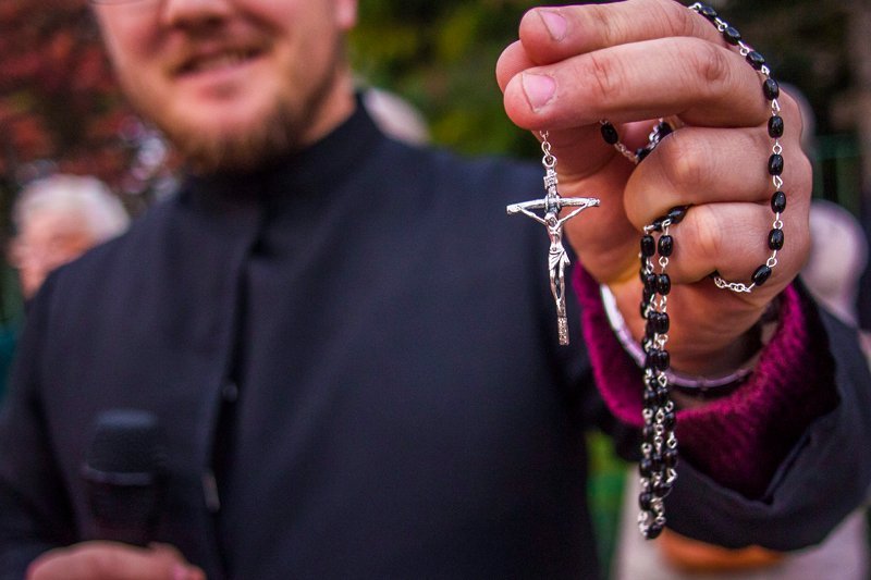 Tak w ubiegłym roku w Krakowie protestowano przeciw koncertowi Behemotha. W Szczecinku z kolei burmistrz zdecydowanie sprzeciwia  się naciskom księży i prawicowych radnych.