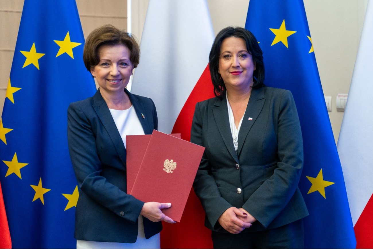 Minister rodziny i polityki społecznej Marlena Maląg i nowa wiceminister tego resortu Anita Czerwińska