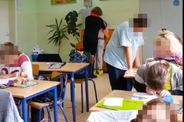 Kadr z opublikowanego w internecie nagrania