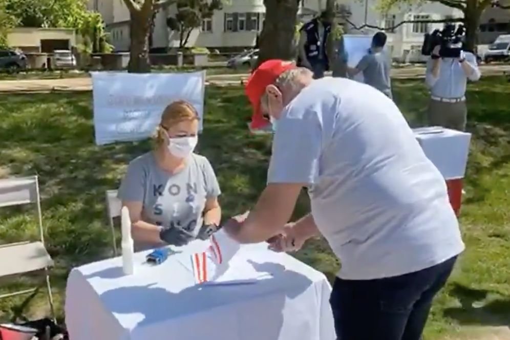 W Szczecinie trwają "wybory".