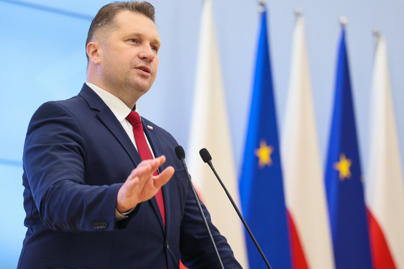 Sprawa ankiety dla 13-14-latków, w które padały pytania m.in. o aborcję, we wrześniu wywołała burzę w kraju. Posłanki KO alarmują, jak wiąże się to z Lex Czarnek.