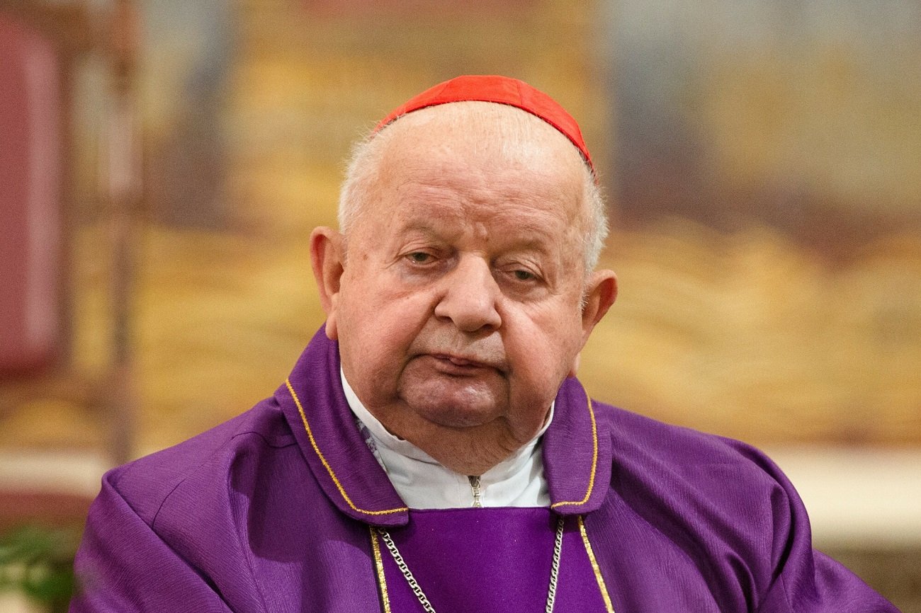 Kolejna prokuratura zajęła się sprawą kard. Stanisława Dziwisza.