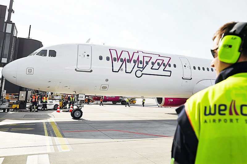 Tanie linie lotnicze WizzAir zanotowały spektakularną wpadkę. W ofercie węgierskiego przewoźnika pomylono polskie miejscowości o nazwie Olsztyn.