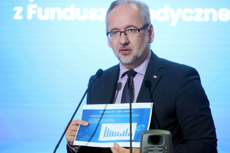 Adam Niedzielski zapowiedział, że czwartą dawką mogą szczepić się wszyscy, dorośli Polacy